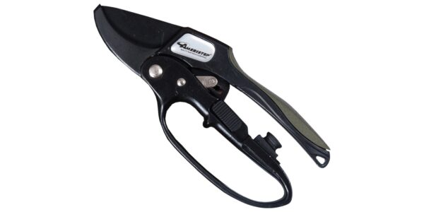 AMERISTEP Pruning Kit includes Folding Saw & Ratchet Pruners